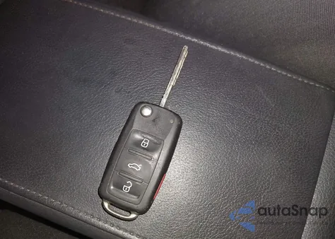 2014 Volkswagen Jetta 2.0L S из США, поврежденный, VIN 3VW1K7AJ2EM431861